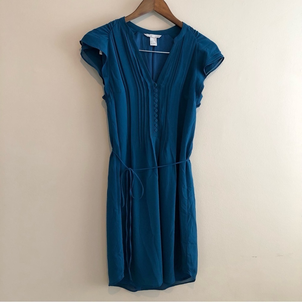 ✨$8 CLEAR-OUT✨ H&M Soft Silky Pleated Flowy Short Sleeve V Neck Mini Dress Blue